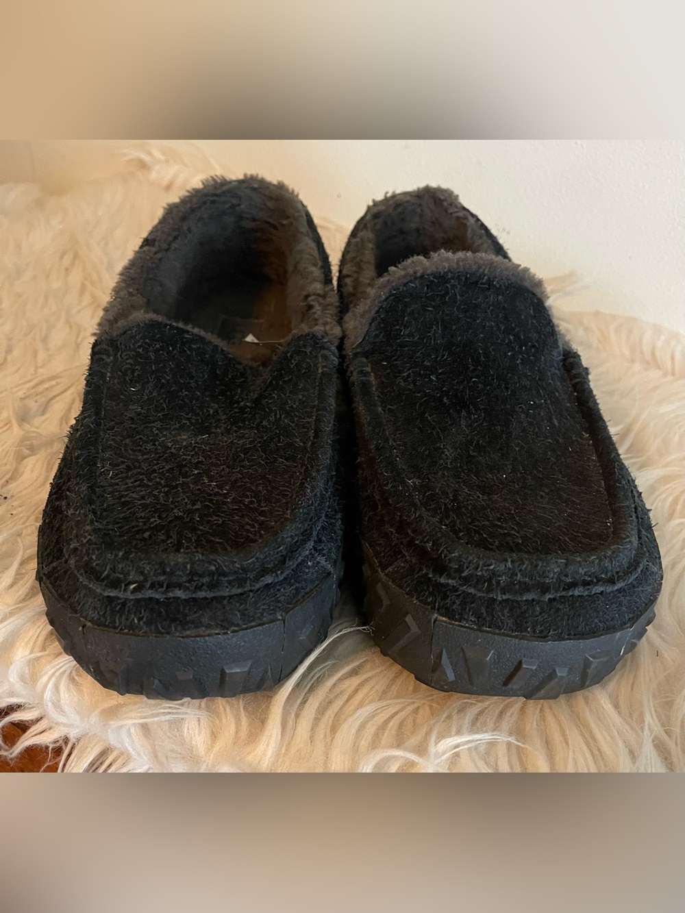 Men’s UGG Slippers Size 11